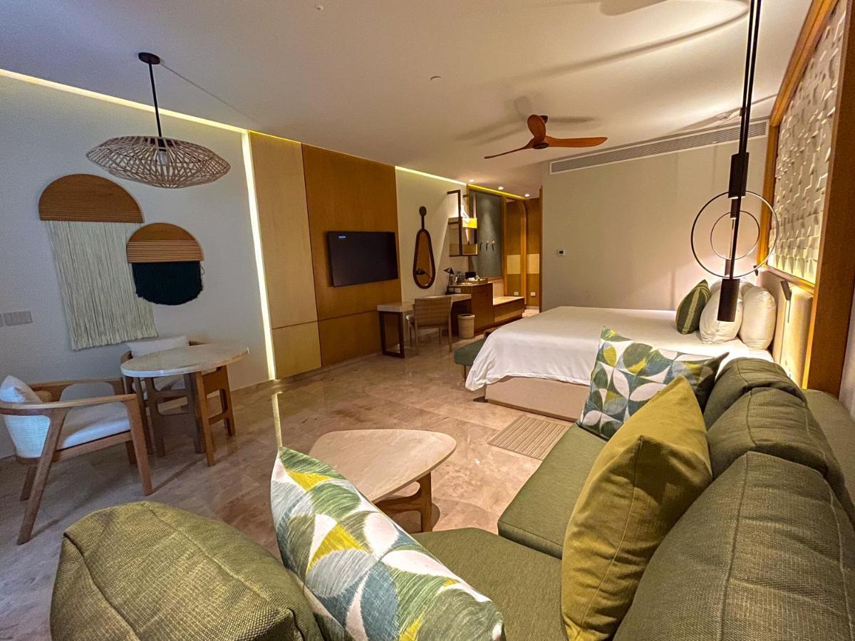 Haven Riviera Cancun (Adults Only) Alfredo V. Bonfil Zewnętrze zdjęcie Deluxe Ocean View Room